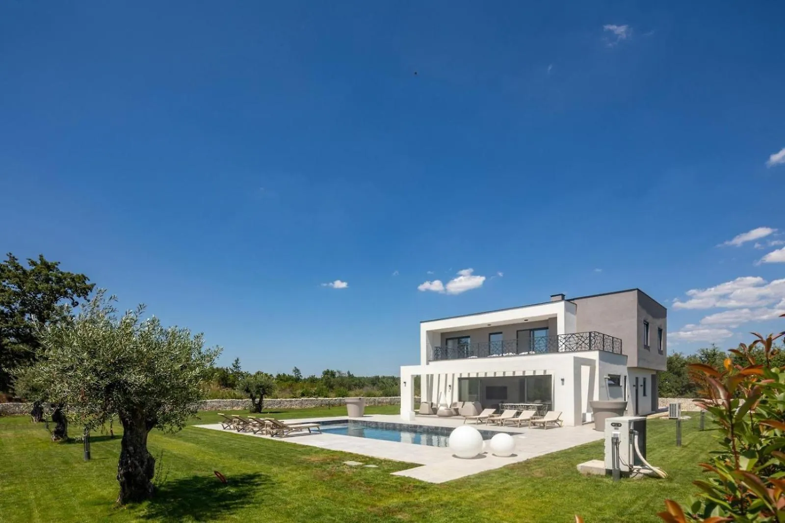 Villa Bb With Heated Salt Water Pool Butkovići