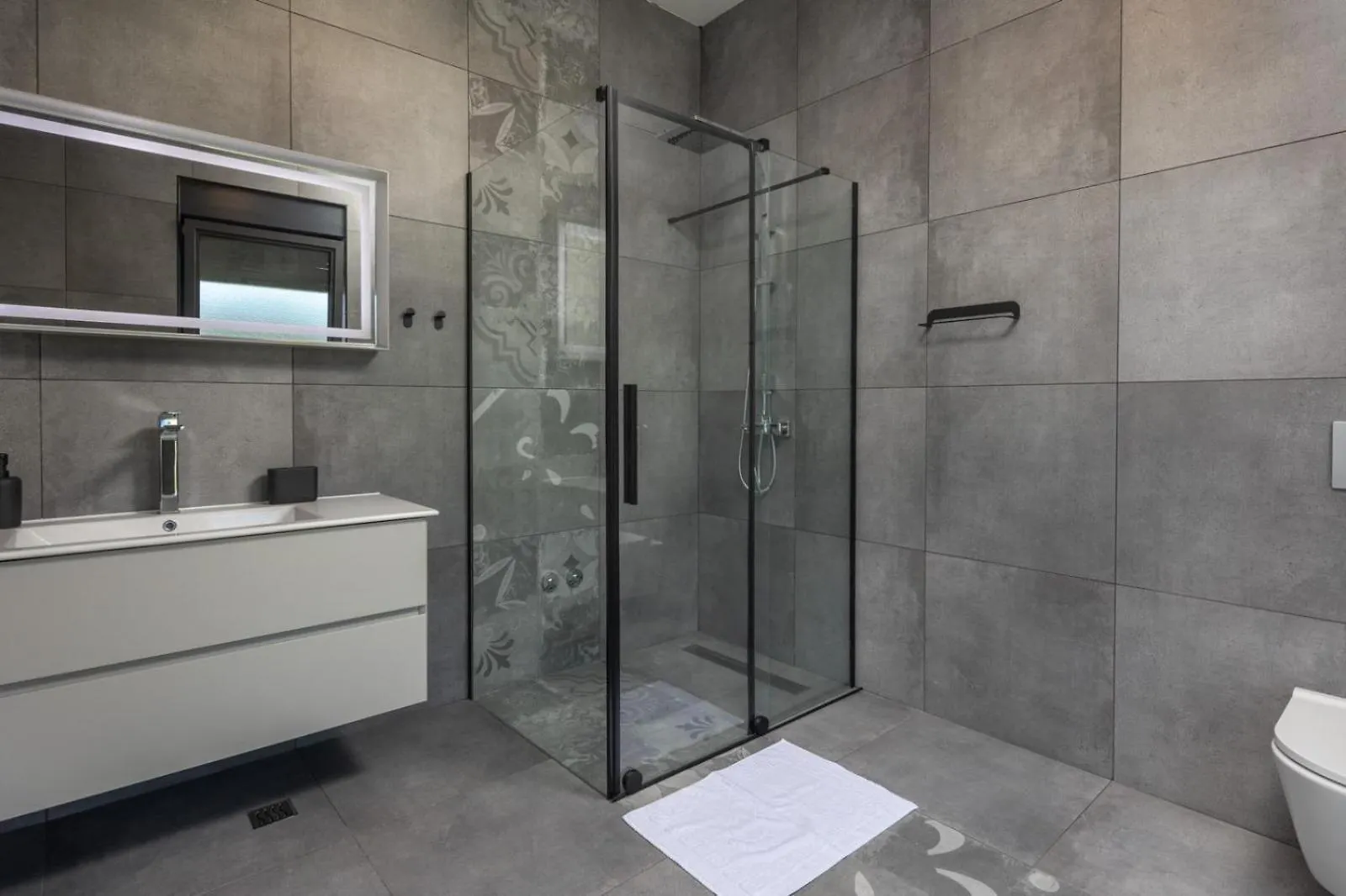 Villa Bb With Heated Salt Water Pool Butkovići